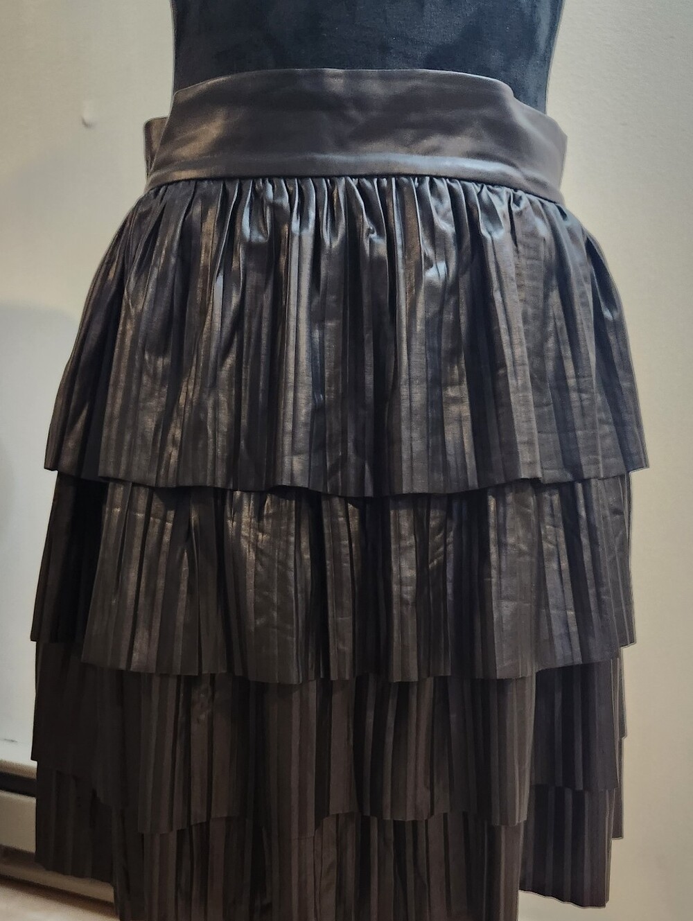 Guess Black Tiered Pleated Leatger Look Skirt
